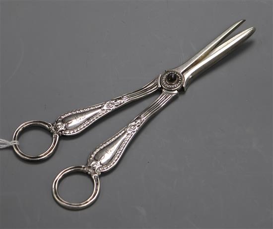 A pair of Victorian silver grape shears, George Adams, London, 1856, 17.5cm.